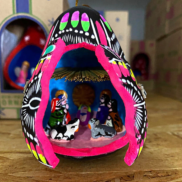 Retablo Nativity Gourd