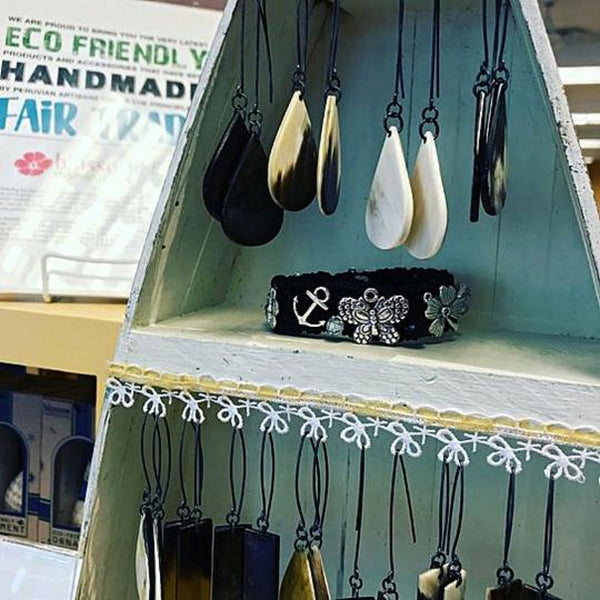 Tear Drop Earrings With Peruvian Silver 950