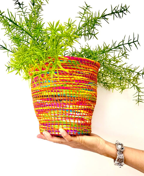 Colorinche planter pot